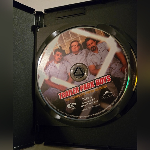Autographed Trailer Park Boys all 3 signed Ricky Bubbles & Julien Season 5 DVD - Picture 4 of 5